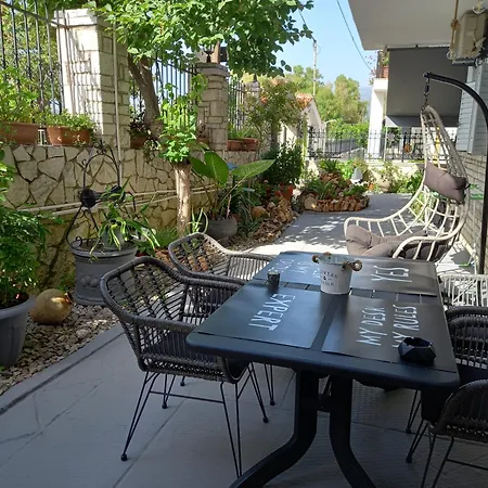 Kakovatos Family Homes Daire Zaharo