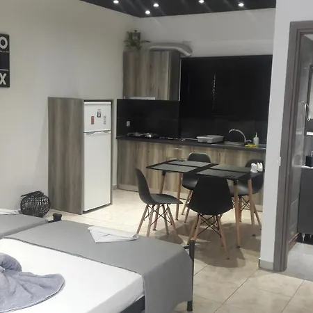 Kakovatos Family Homes Apartment