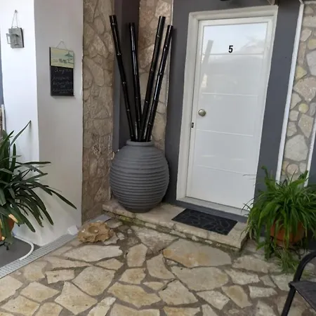 Kakovatos Family Homes *