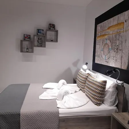 Kakovatos Family Homes * ザハロ