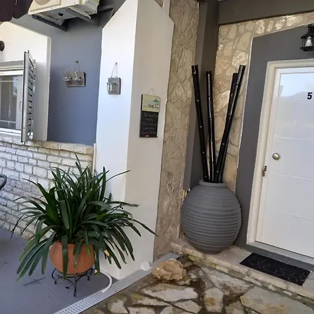 Kakovatos Family Homes *