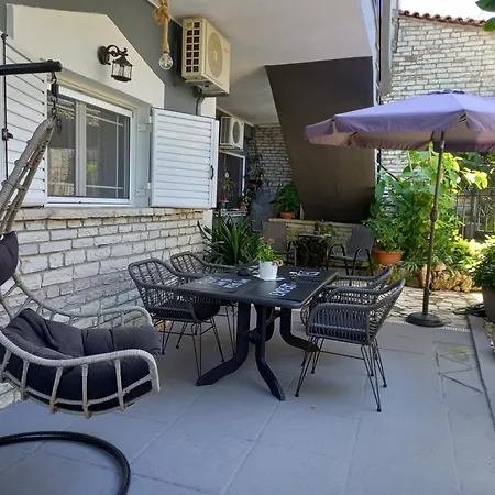 Apartament Kakovatos Family Homes *