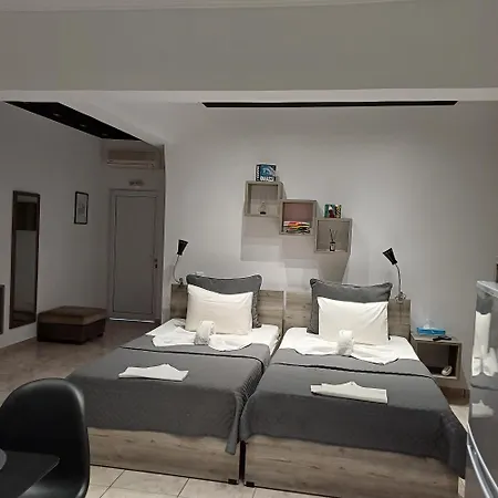 アパート Kakovatos Family Homes ザハロ