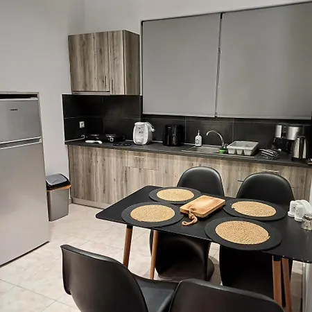 Διαμέρισμα Kakovatos Family Homes *