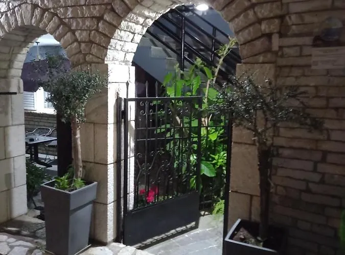 Διαμέρισμα Kakovatos Family Homes