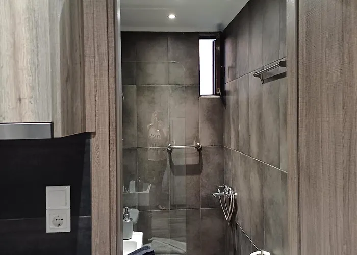 Kakovatos Family Homes *