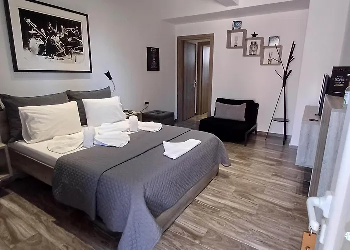 Kakovatos Family Homes * ザハロ