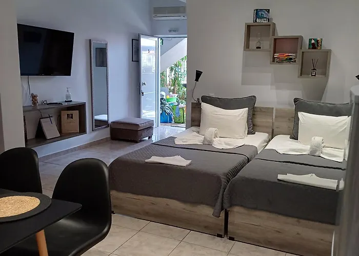 Kakovatos Family Homes *