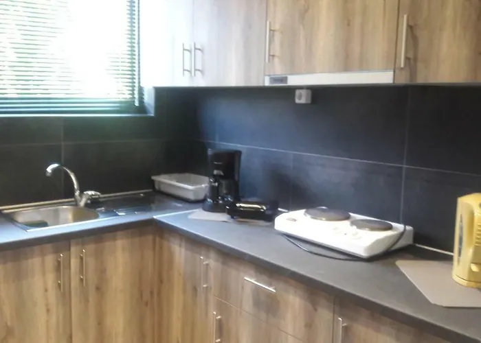 Kakovatos Family Homes ザハロ